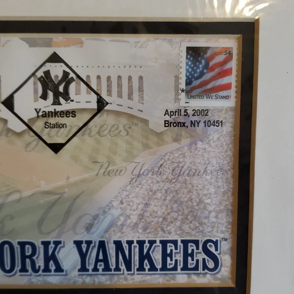 Yogi Berra USPS Matted Photo 16x12 - Picture 5 of 7